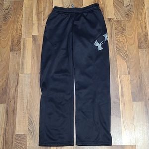 Athletic pants